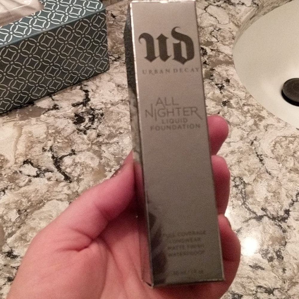 Urban Decay All Nighter foundation
